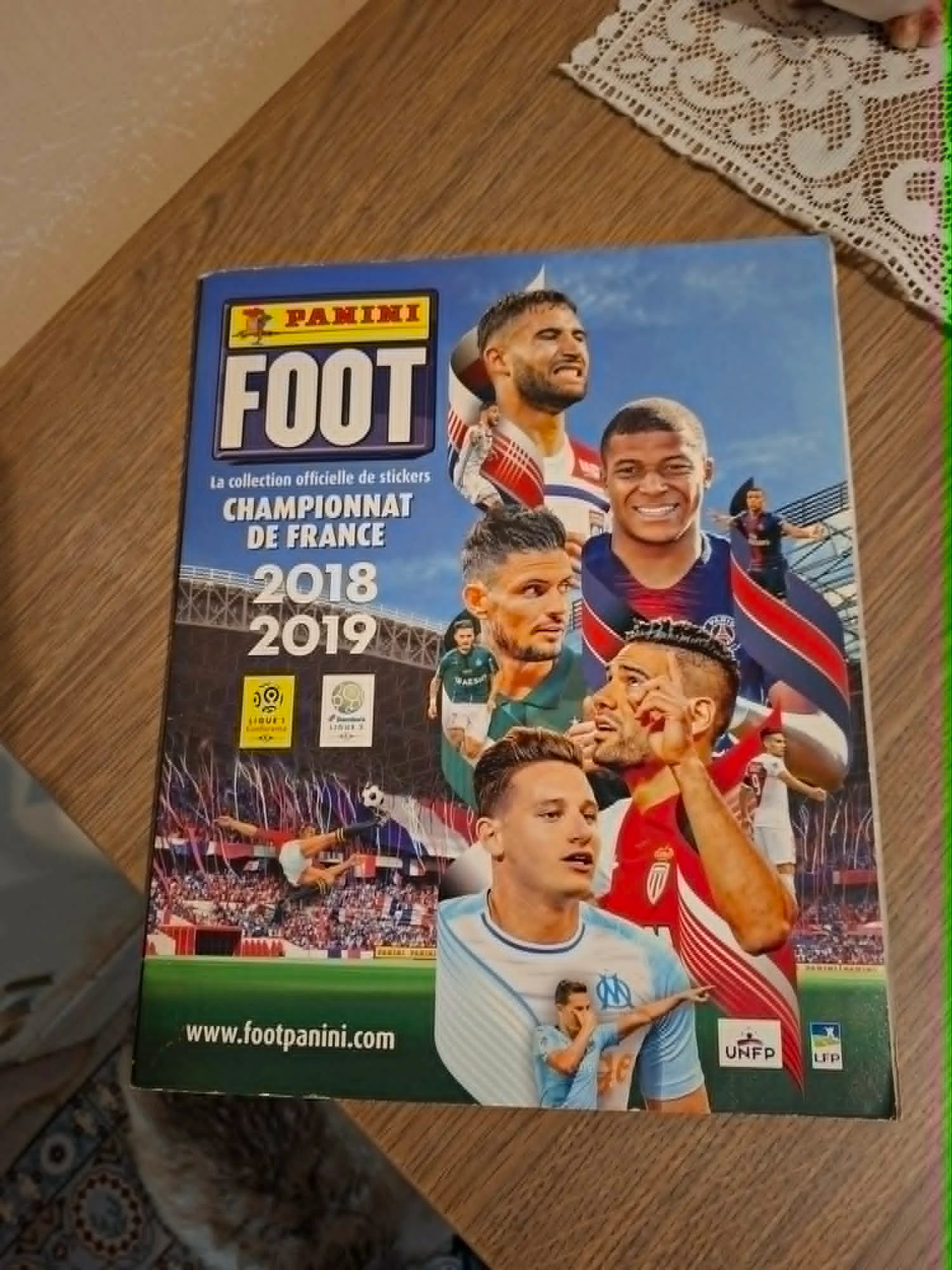 Onvolledig album : Foot 2018-2019